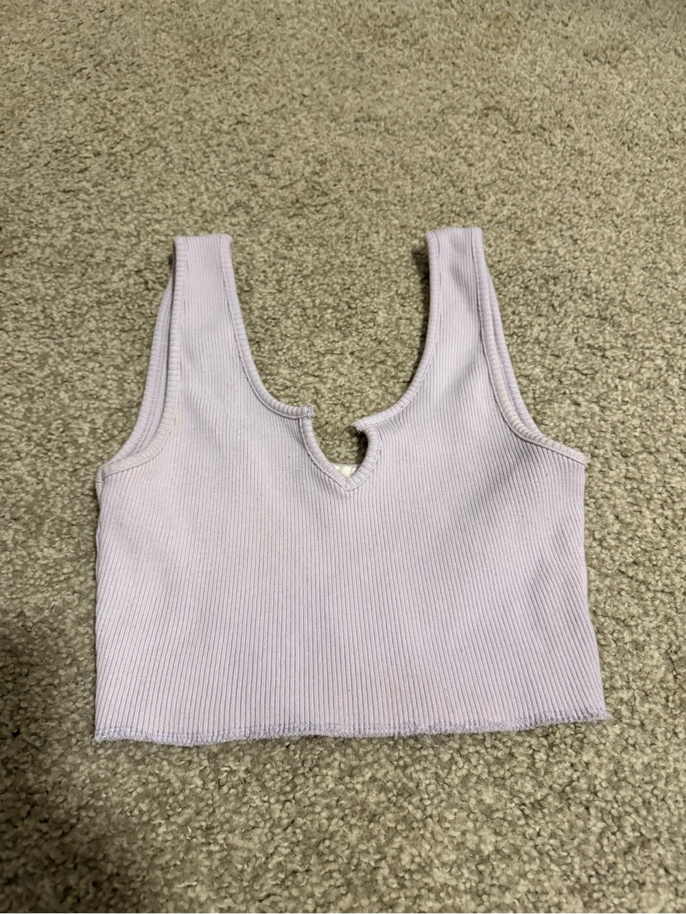 Women’s Light Lavender Ribbed V-Notch Crop Tank Top